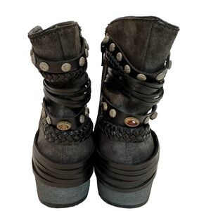 Coconuts By Matisse Western Studded Boots Women’s Size 6 Sueded